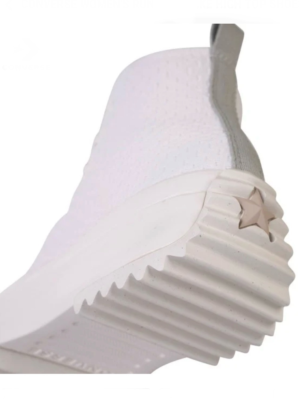 Converse Run Star Hike Platform Renew
Egret/Peach Dream Women’s size 8.5 NEW!!! - Picture 5 of 6